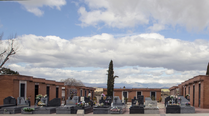 Cementerio Fuencarral tumbas - Servicios funerarios EMSFCM Madrid