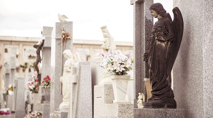 Cementerio Sur estatuas - Servicios funerarios EMSFCM Madrid