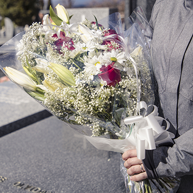 Servicio integral en cementerios