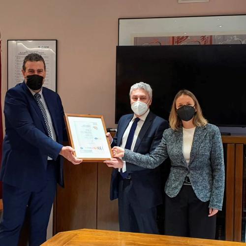 Entrega certificado de calidad cementerios y crematorios SFM