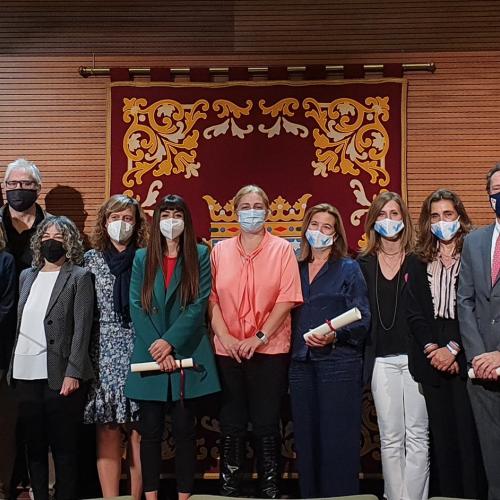 Foto de grupo entrega premios ayuda al duelo ayuntamiento de madrid